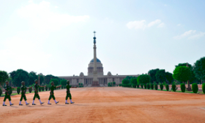 Indian health minister backs complete ban on e-cigarettes