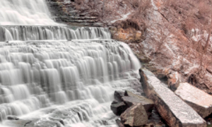 Canada’s biggest province plans indoor vaping ban, rules on sale