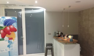 In Barcelona, the few surviving vape stores believe worst is over