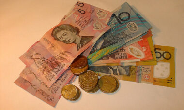 Lawyers’ warning after Aussie court fines e-cig firms over claims in ads