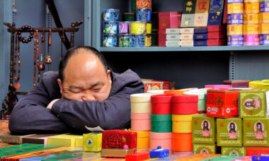 Online sales dominate in China as vaping as a lifestyle choice wanes