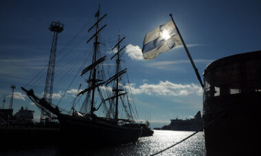 Tobacco advisory group steers Finland towards plain packaging for e-cigs