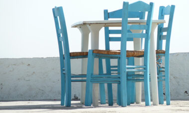 Most sales come from traditional retail: Greece market report