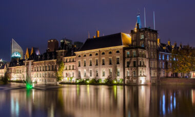 Health minister Blokhuis tells Dutch House why he won’t support vaping