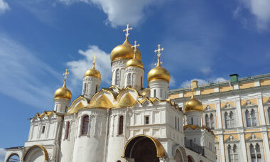 Starter kits dominate: Russia benchmarking report