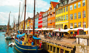 Denmark plans flavour ban and plain packaging scheme for e-cigarettes