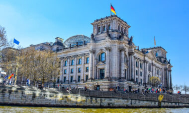 German Bundestag debates upcoming outdoor and cinema advertising ban