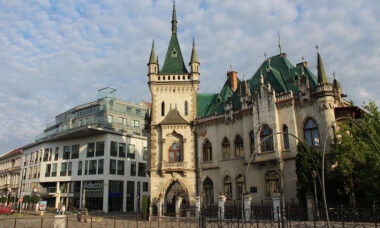 Slovak finance ministry rejects call for a tax on nicotine vapour products