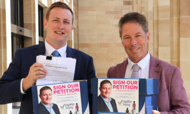 Western Australia MP aims for 50,000 signatures on petition to legalise vaping