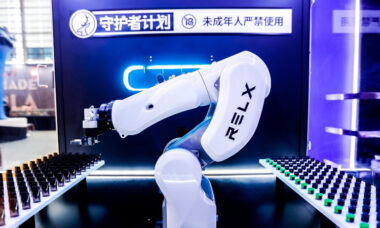 Chinese e-cigarette leader Relx moves towards $100m US stock market launch