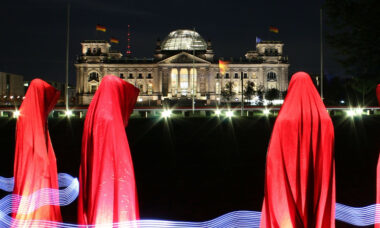 Nearly half of German vape retailers fear being taxed out of business, survey finds