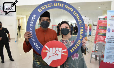 Mere possession of an e-cig 'won't mean jail' – but retailers had better watch out