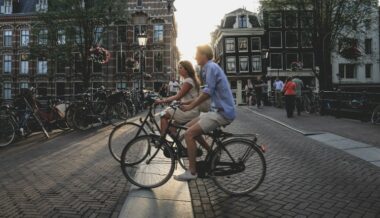 Two-thirds of Dutch people want stricter regulations on vaping, survey shows