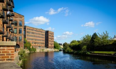 England’s north has the fewest stop-smoking services but the most quitters