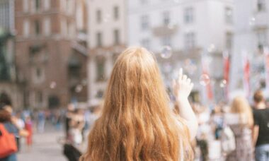 Polish draft bill aims to ban e-cig sales to minors and tighten market restrictions