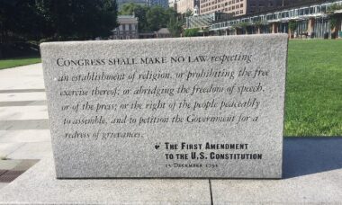 Free-speech lawsuits against marketing rules could disrupt vape packaging in US